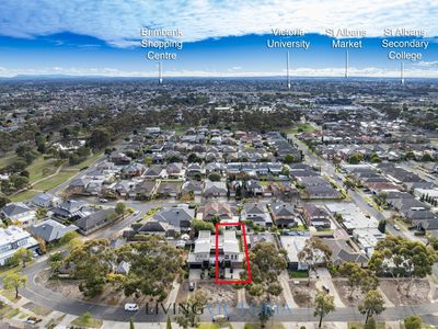 24 Minvi Terrace, Cairnlea