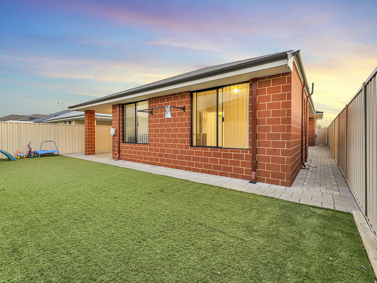 5 Airedale Place, Southern River