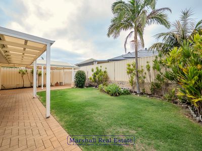 26 Tableland Way, Carramar