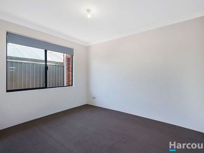10 Persian Street, Eglinton
