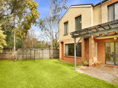 1 / 2 Parsonage Road, Castle Hill