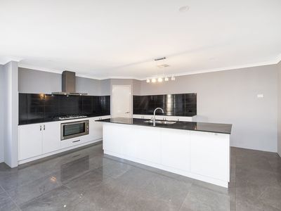 3 Luminous Boulevard, Bennett Springs