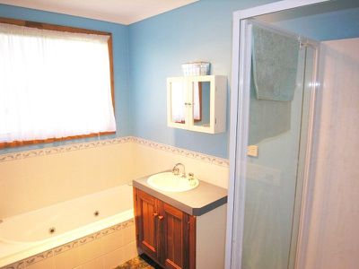 1019 Woodbridge Hill Road, Gardners Bay