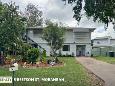 5 Beetson Street, Moranbah