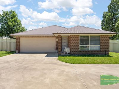 6 Hawke, Blayney