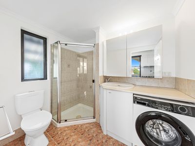 8 / 104 Sydney Street, New Farm