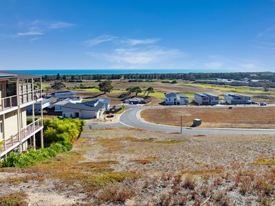 5 Cherry Hills Crescent, Normanville