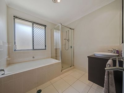 10 Rymera Crescent, Gumdale