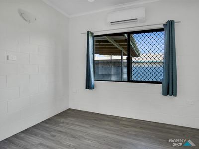 31 Cracknell Rd, White Rock