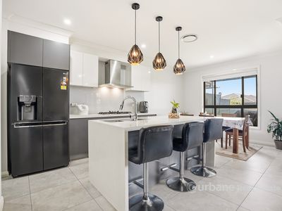 18 Cassie Avenue (Grantham Farm), Riverstone