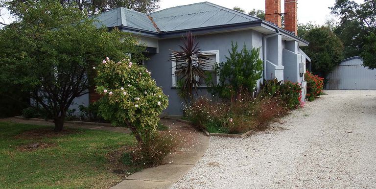 6 Platt Street, Euroa