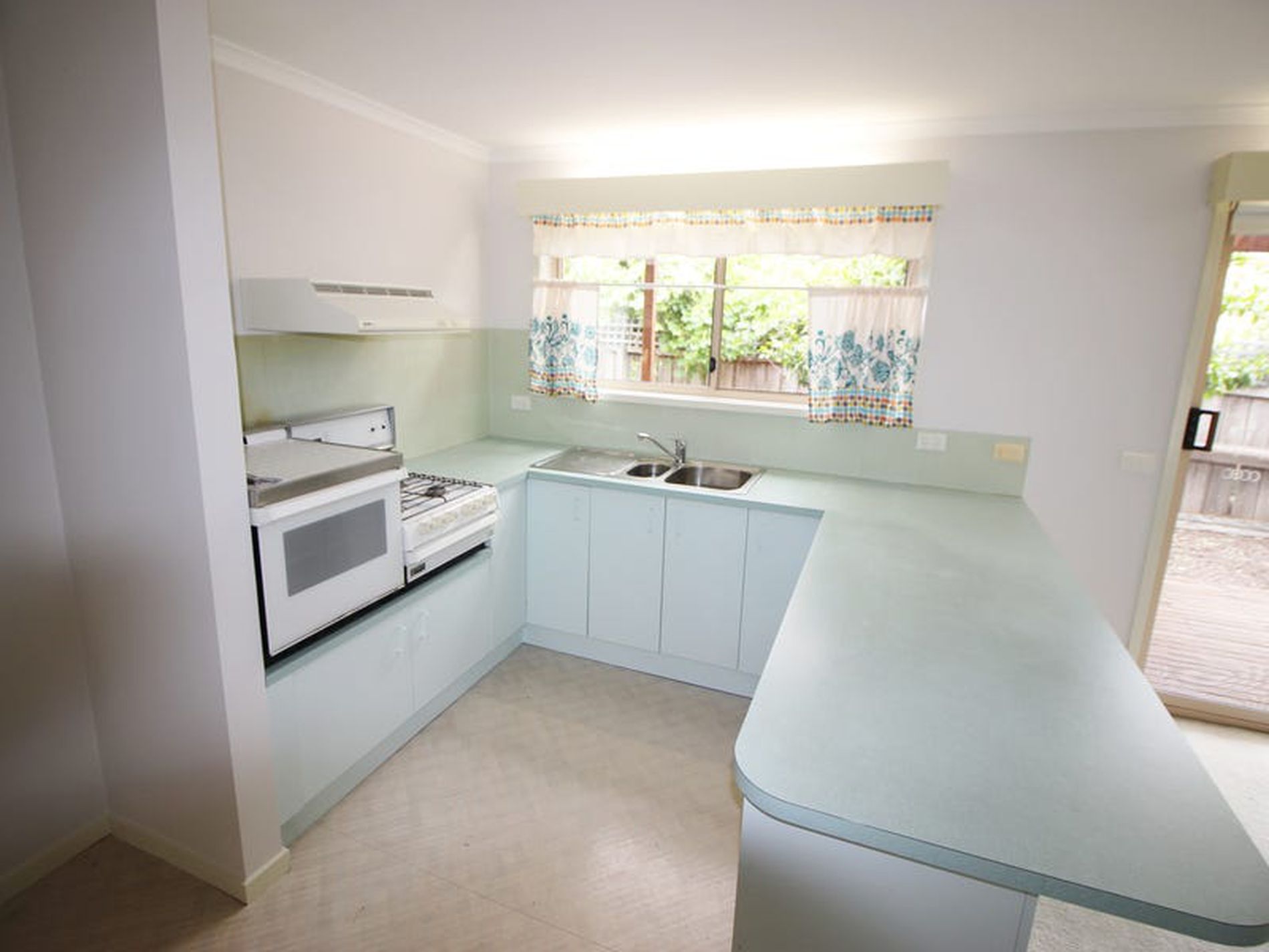 8A Calder Street, Manifold Heights