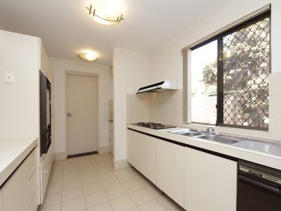 2 / 34 Norton Street, South Perth
