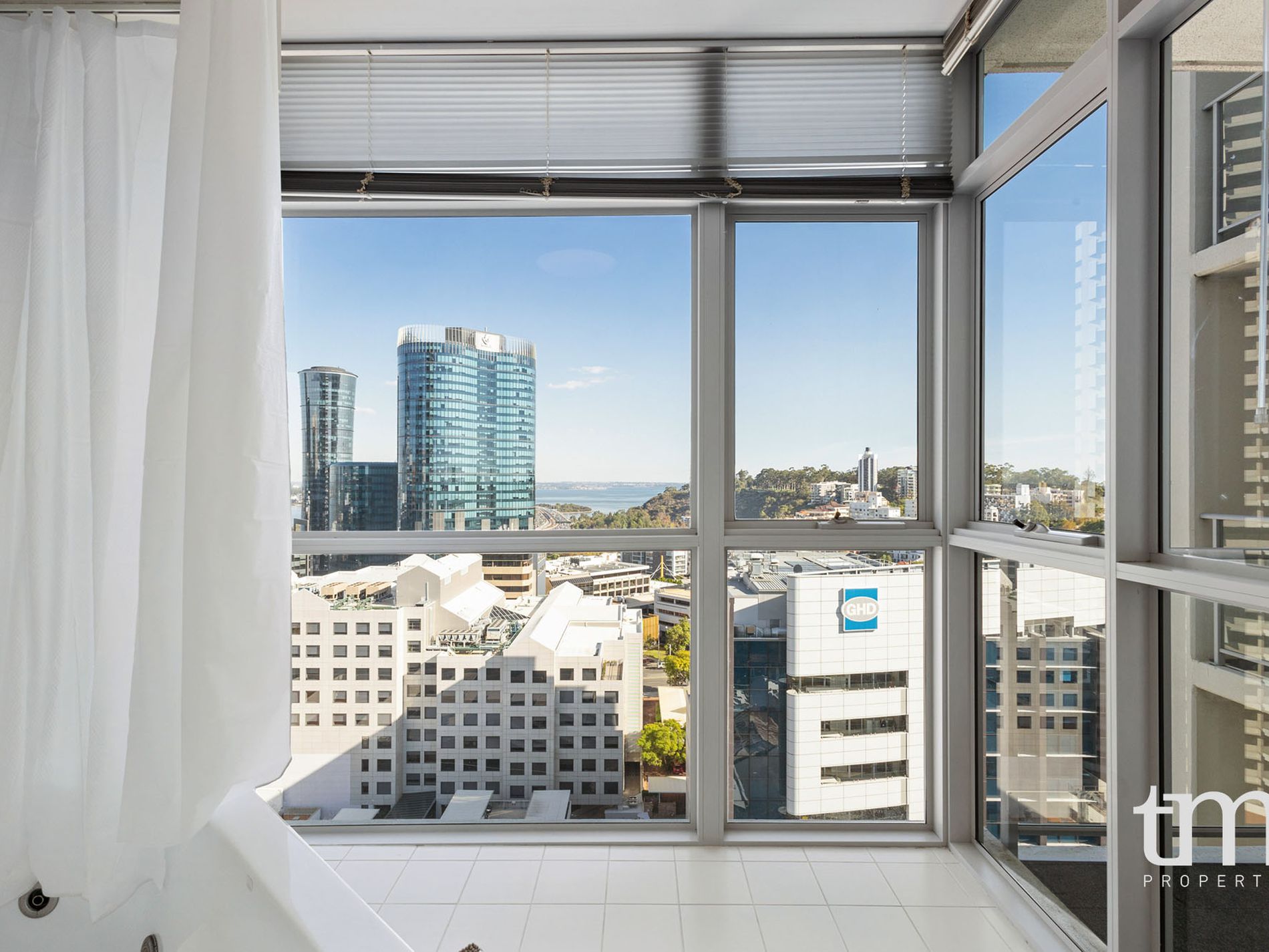 127 / 996 Hay Street, Perth