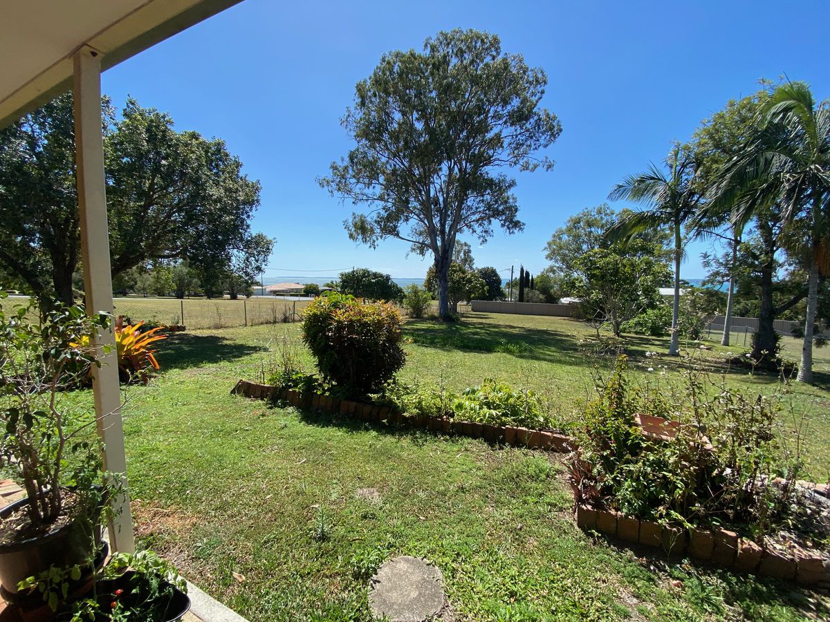 4 Zena Close, River Heads