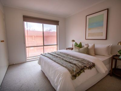 2 / 3 Heany Street, Mount Waverley