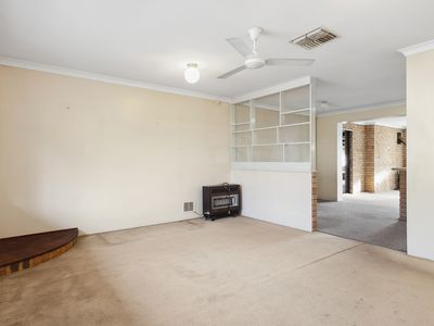 97 Morley Drive East, Morley