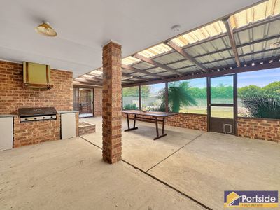 44 Clemenceau Crescent, Tanilba Bay