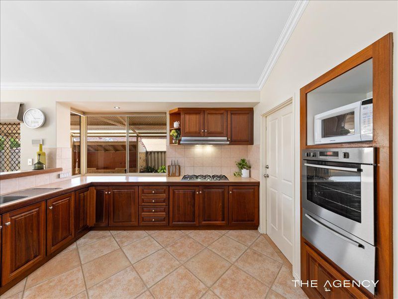 15 Lupin Way, Coogee