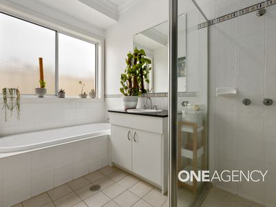 6 Whitewood Street, Worrigee