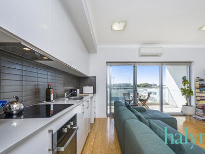 10 / 33 Newcastle Street, Perth