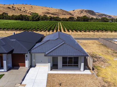 11 / 55 The Vines Drive, Normanville