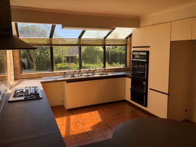 36 Champion Street, Doncaster East