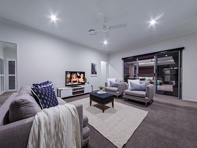 28 Esk Cres, Wakerley