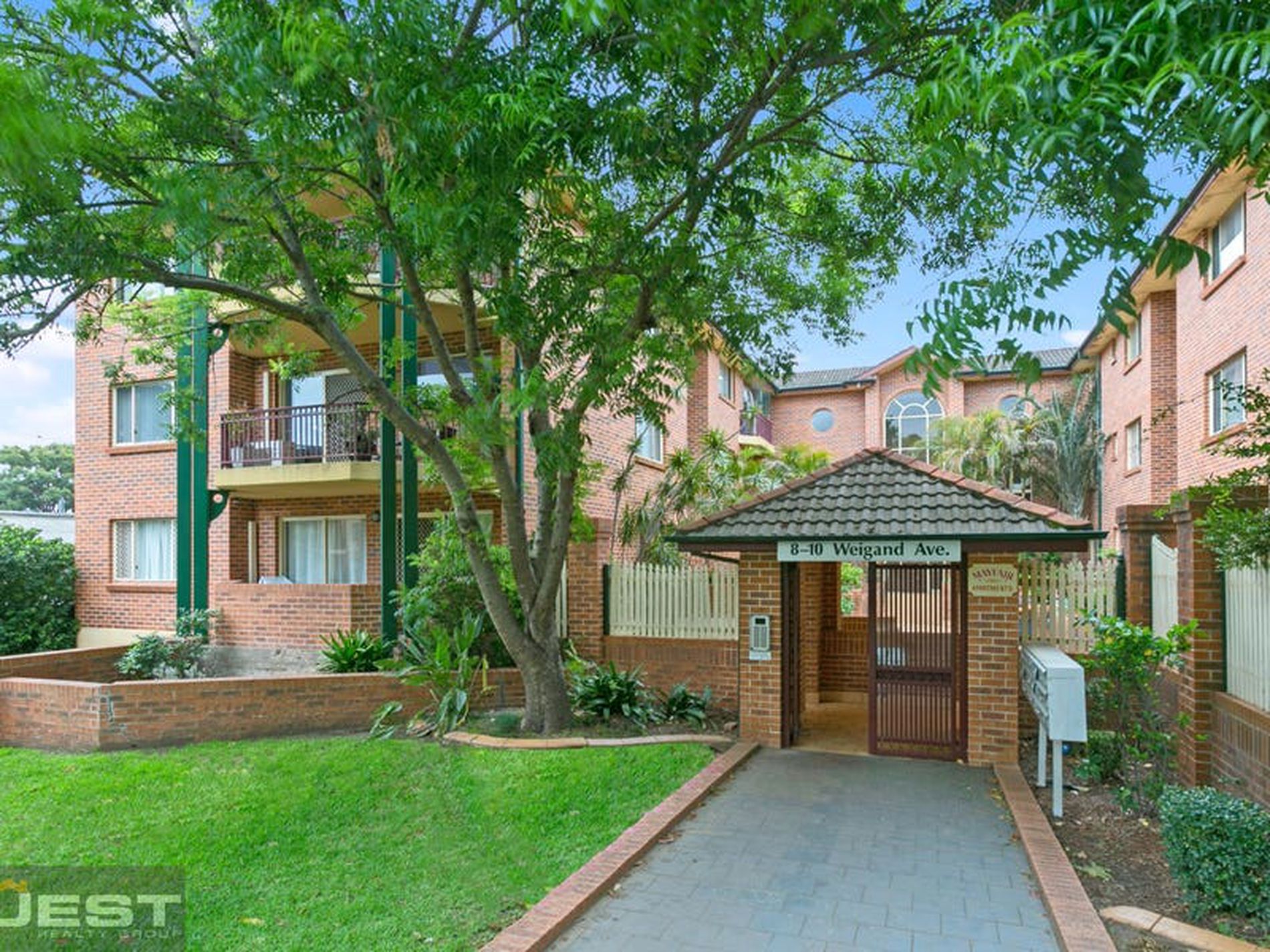 3 / 8 Weigand Avenue, Bankstown