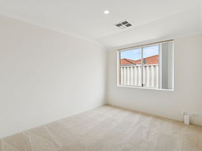 12 Carignan Avenue, Caversham