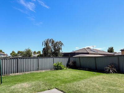 4 Holmewood Avenue, Deer Park