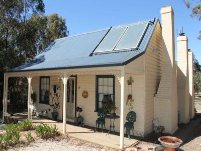 17 McClellan Crescent, Heathcote