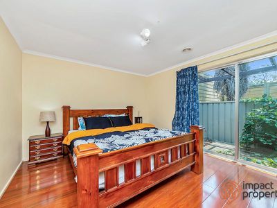 36 Dinnison Circuit, Kambah