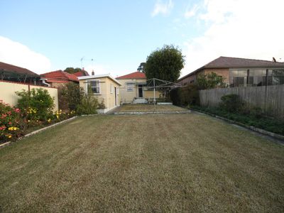 82 Dennis Street, Lakemba