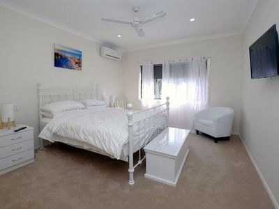 72 Lake Street, Forster