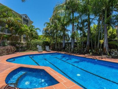 35 / 142 Stanhill Drive, Chevron Island
