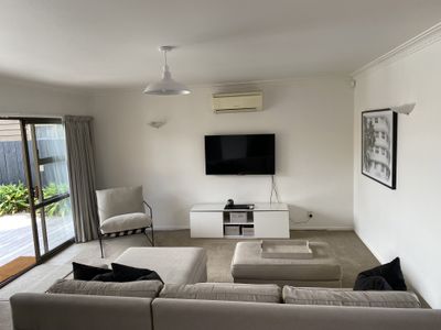 2/26 Kitchener Road, Takapuna