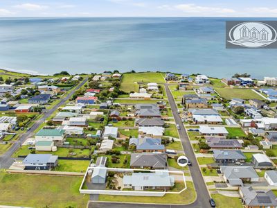 18 Atlantis Avenue, Portland