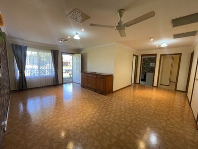 8A Murrayfield Drive, Dubbo