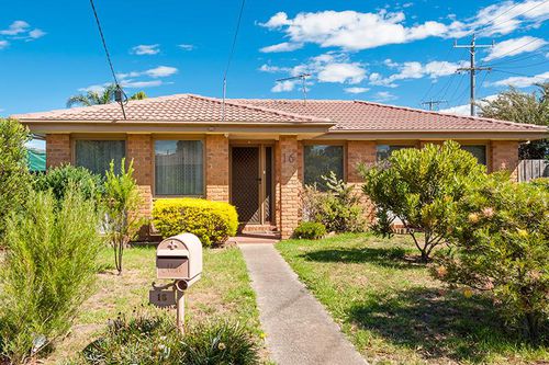 16 LONGTOWN COURT, Craigieburn