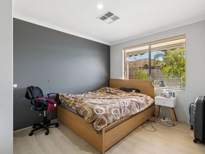 6 Shelduck Crescent, Bennett Springs