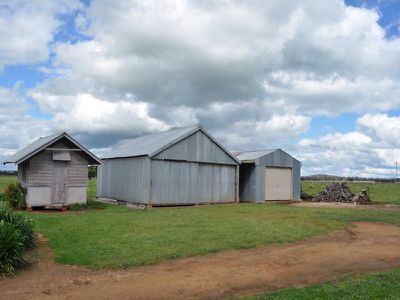 Kywong-Howlong Road, Brocklesby