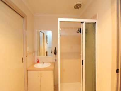 3 / 13 KYLE COURT, Wodonga