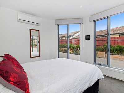 3 / 30 Irvine Crescent, Brunswick West