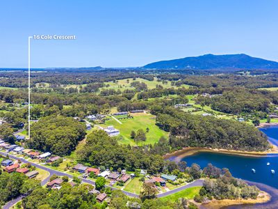 16 Cole Crescent, Narooma