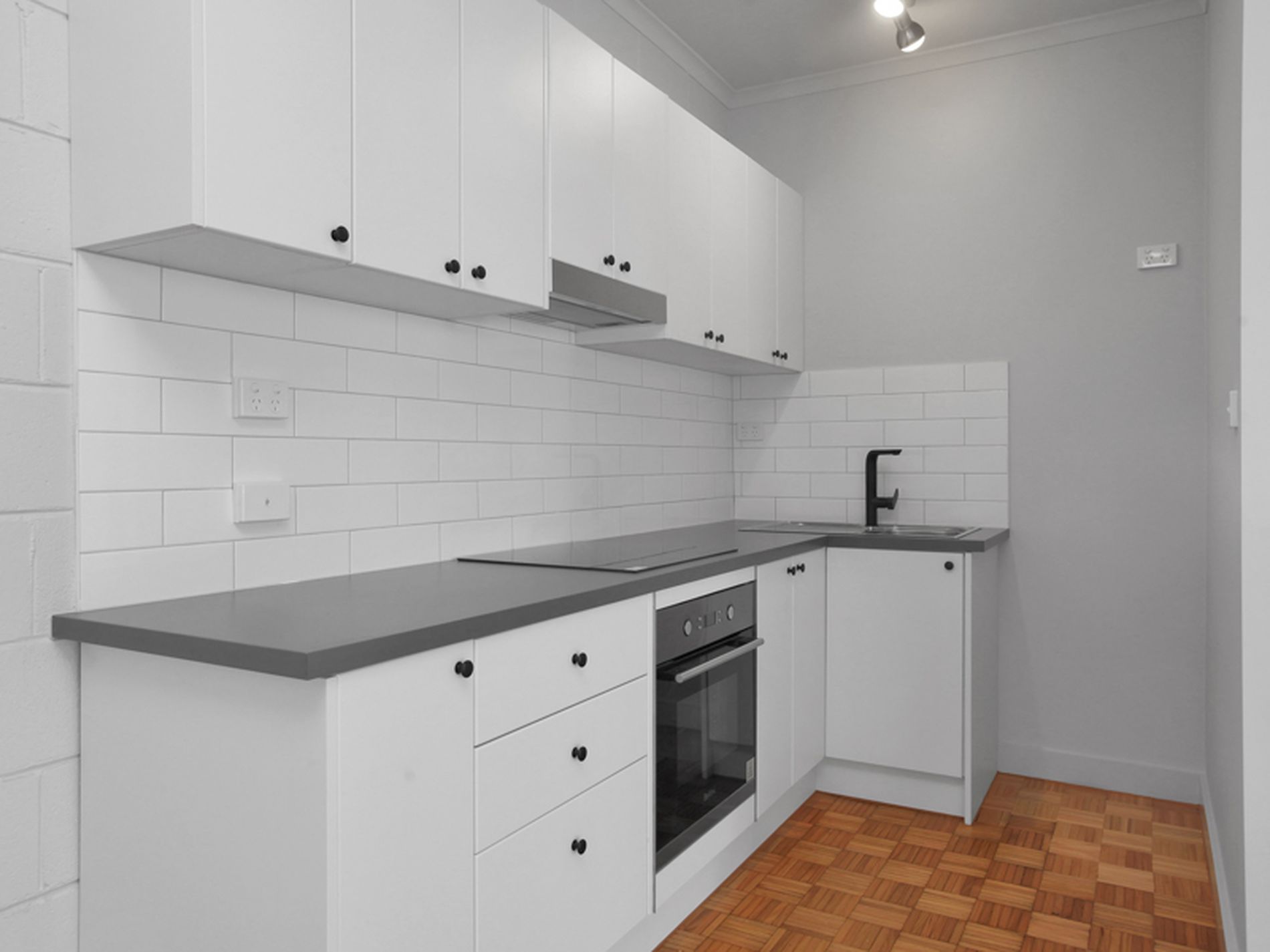 9 / 31 Dover Road, Williamstown