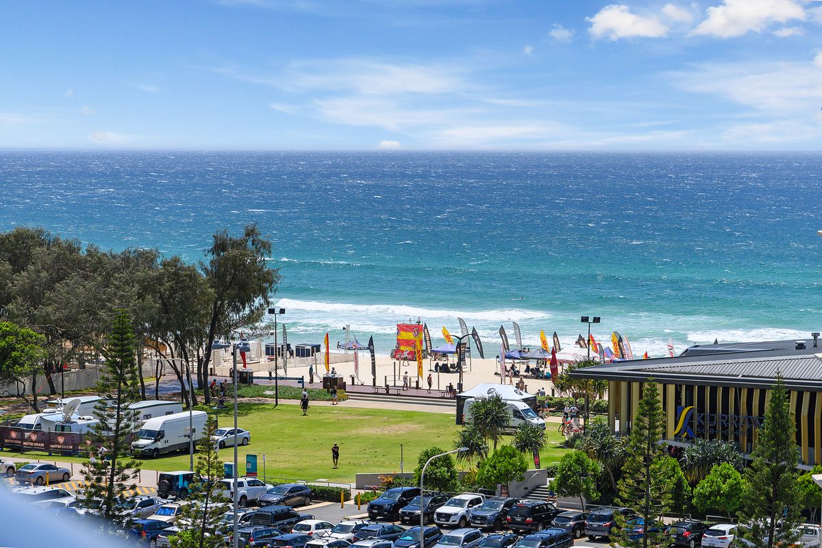 707 / 1 Oracle Boulevard, Broadbeach