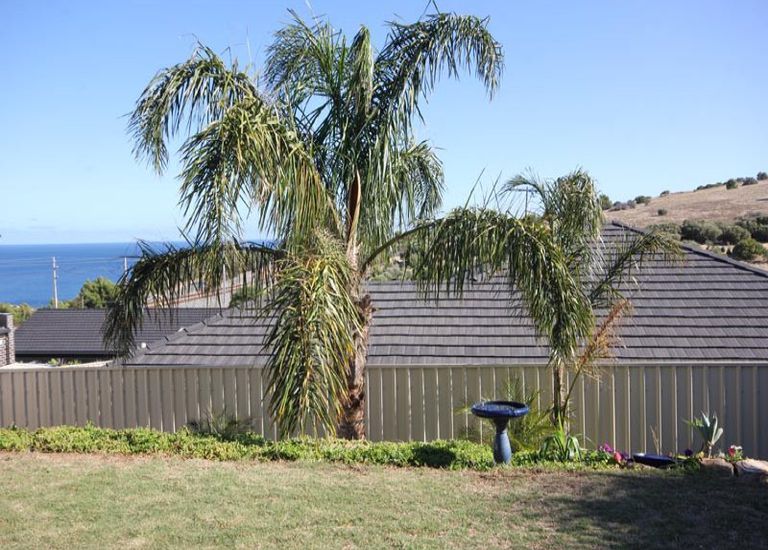 8 Cadna Street, Hallett Cove