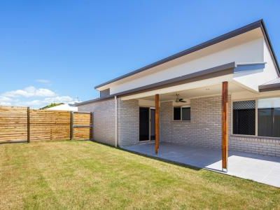 1 / 5 Jovi Court, Scarness