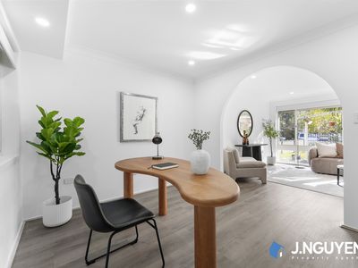 24 Buranda Crescent, St Johns Park